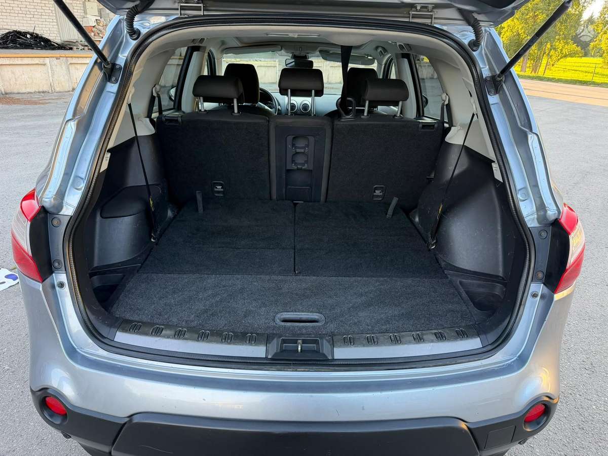 Nissan Qashqai+2 2010 — фото 18