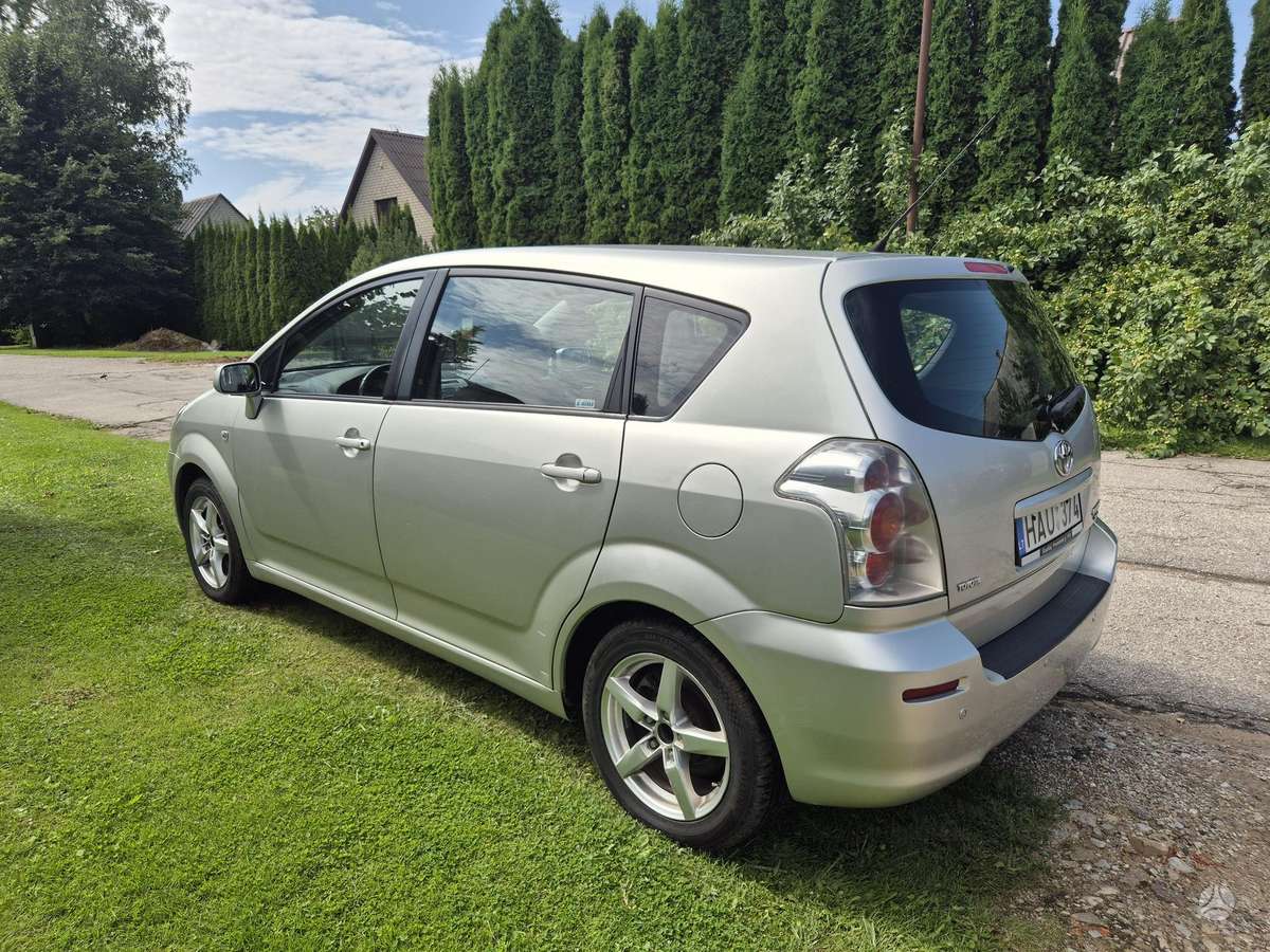 Toyota Corolla 2007 — двигун 1794 cm³, 129 HP (95kW)