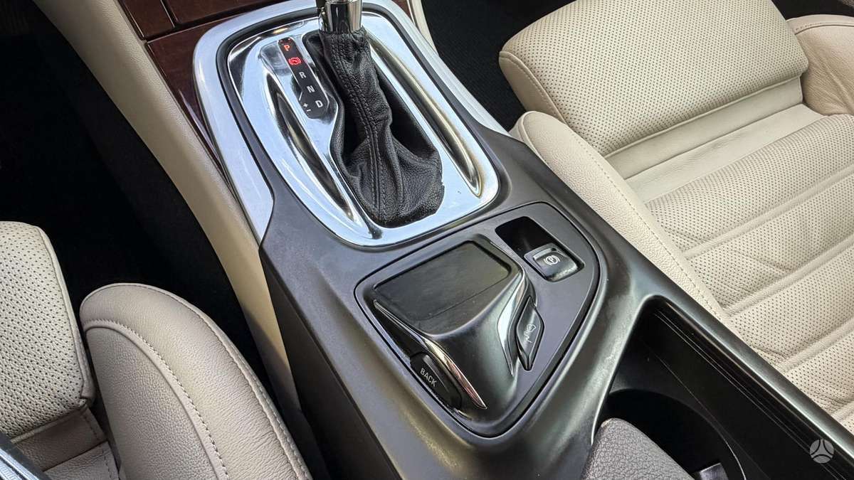 Opel Insignia 2014 — photo 10