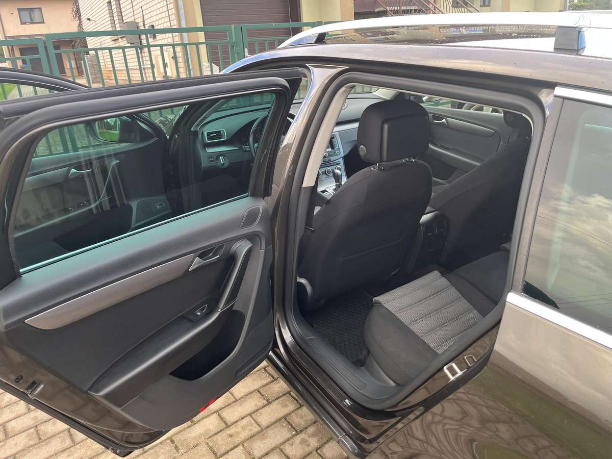 Volkswagen Passat 2014 — photo 12