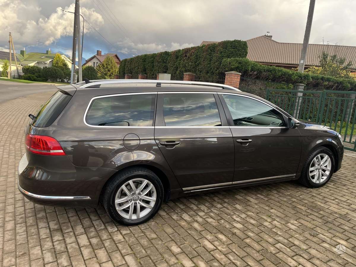 Volkswagen Passat 2014 — interior