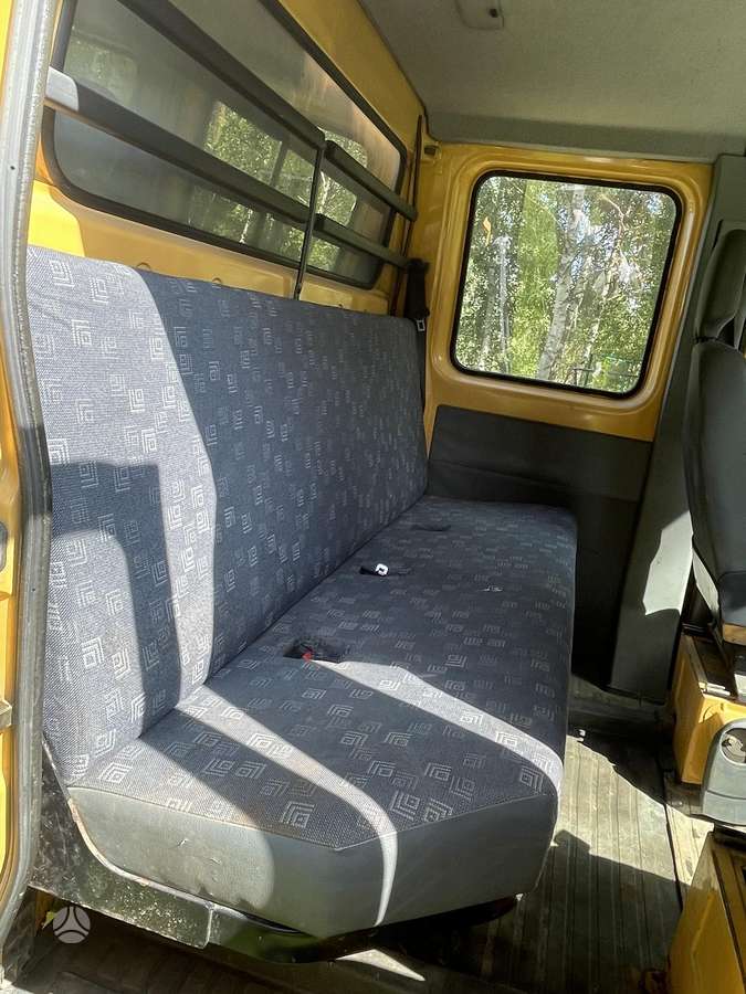 Mercedes-Benz Sprinter 2005 — photo 12