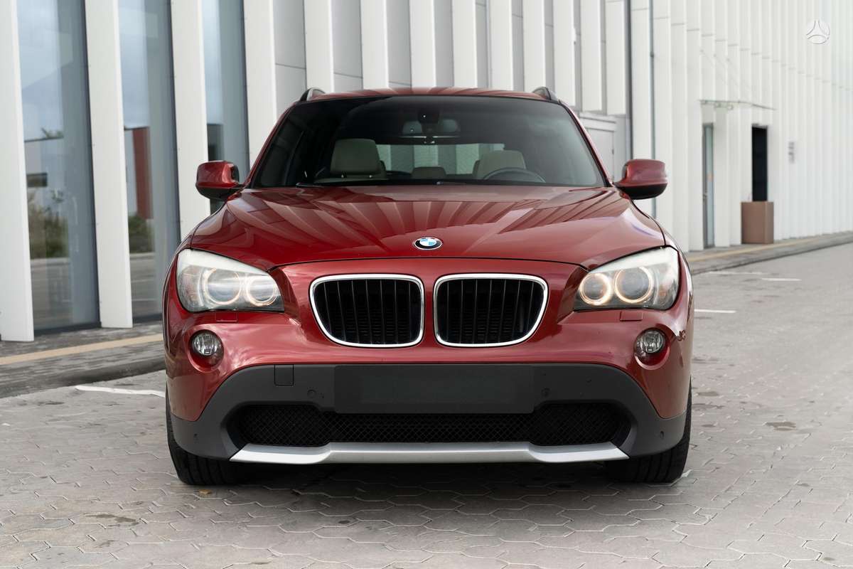 BMW X1 2010 — вигляд ззаду