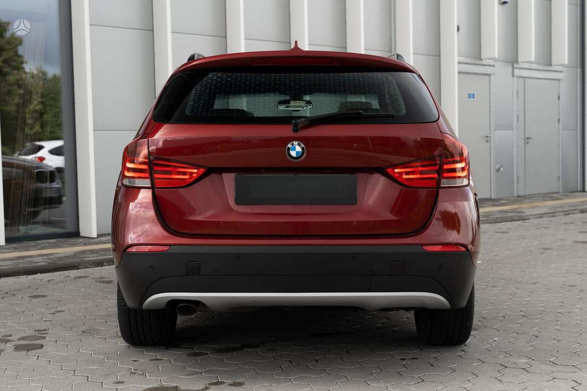 BMW X1 2010 — фото 7