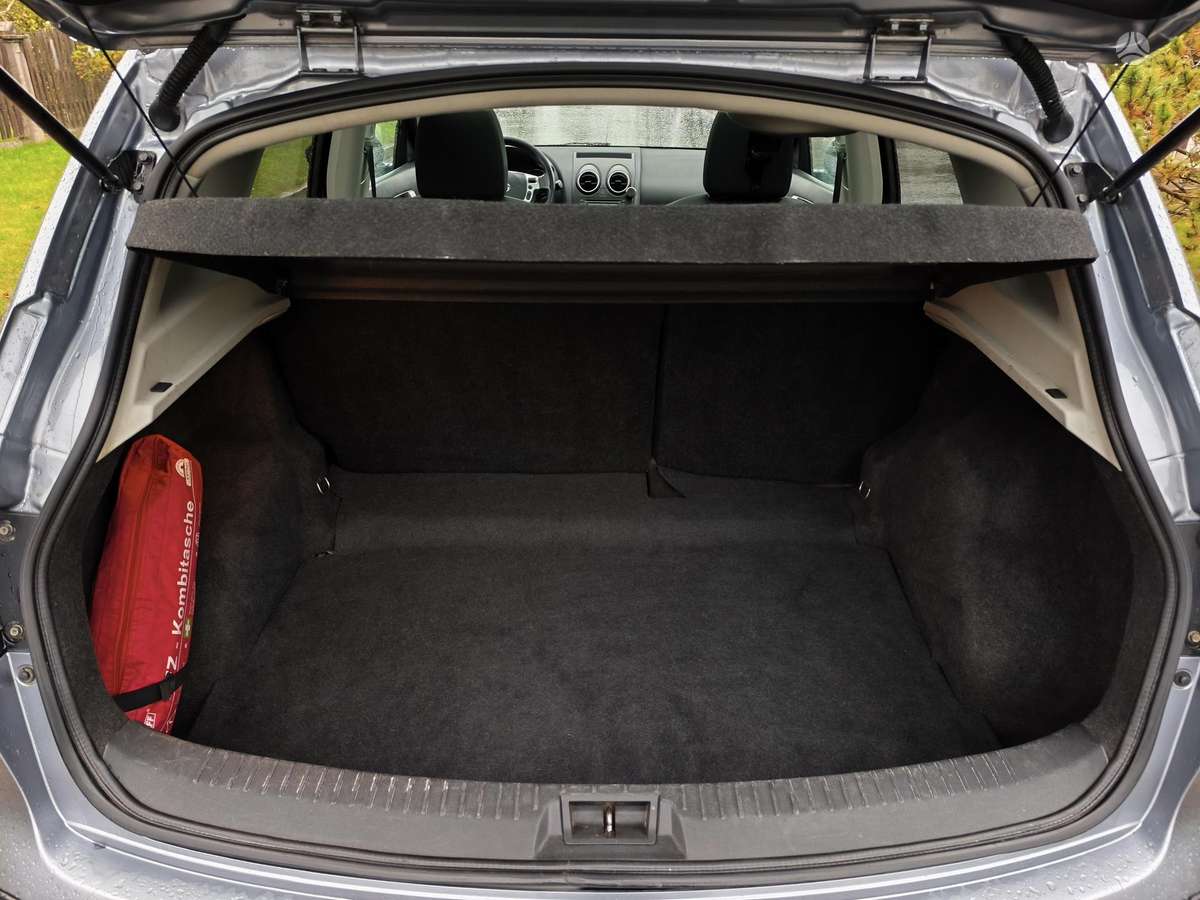Nissan Qashqai 2011 — photo 12