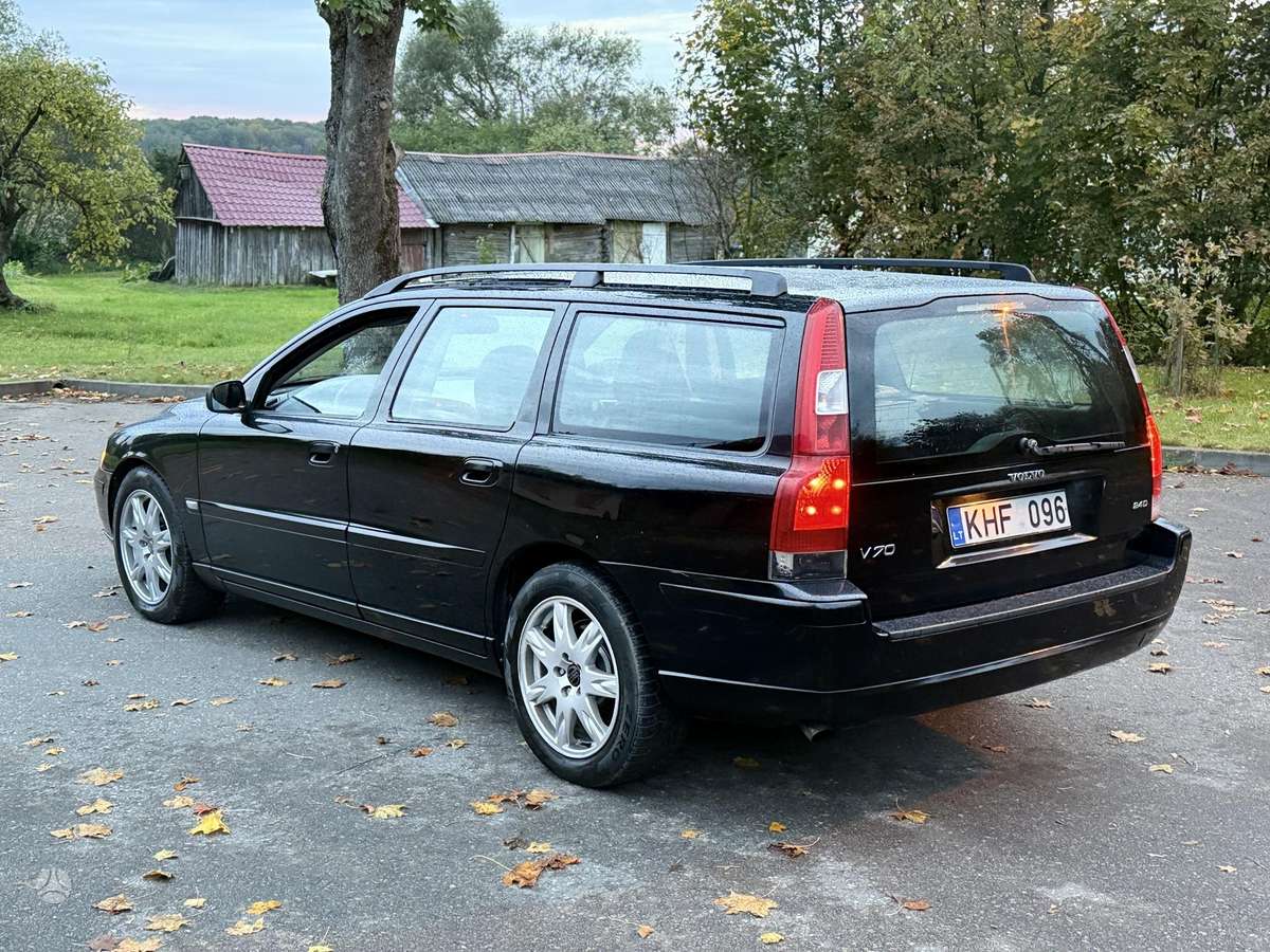 Volvo V70 2006 — engine 2401 cm³, 185 HP (136kW)