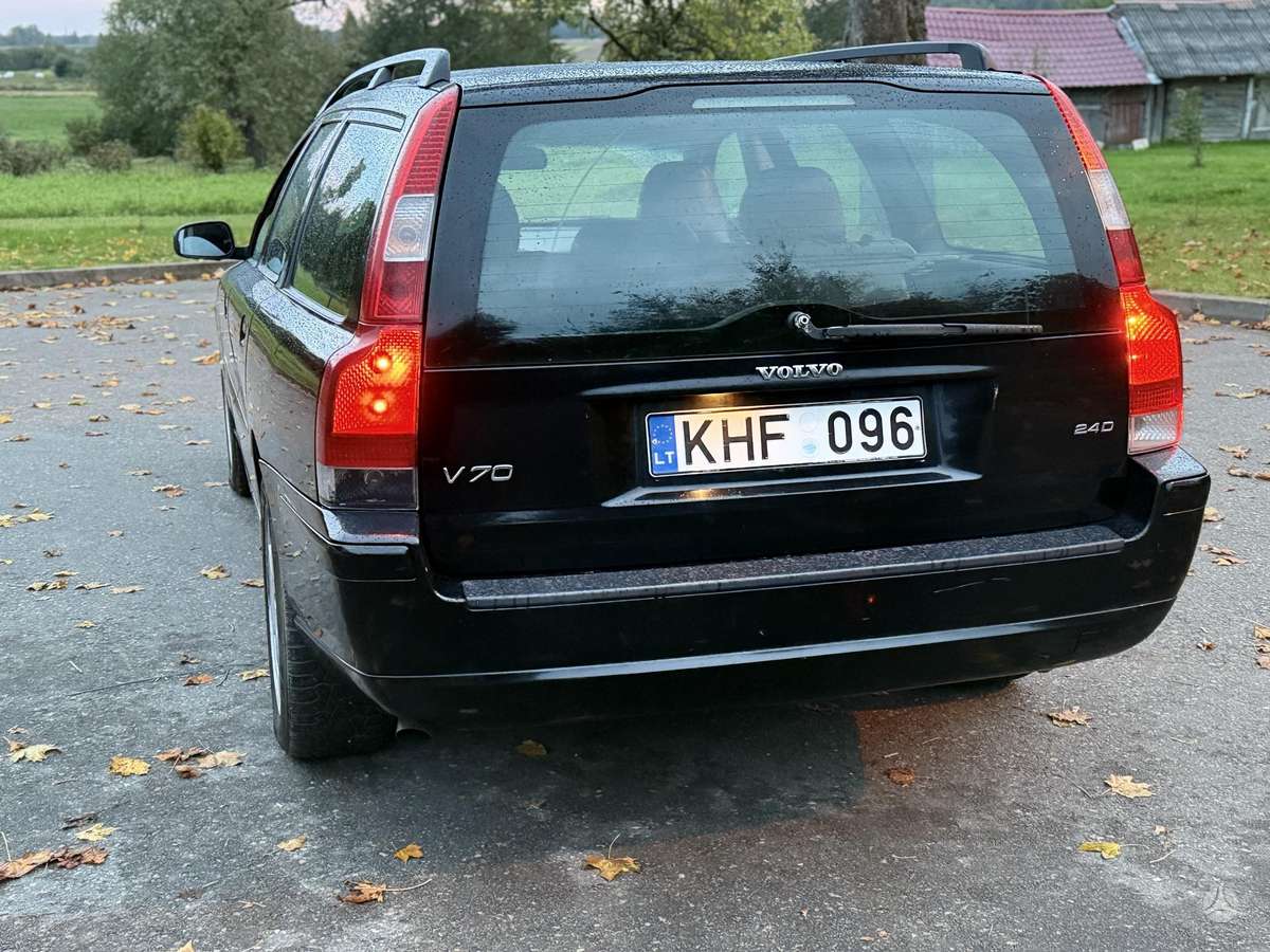 Volvo V70 2006 — photo 6