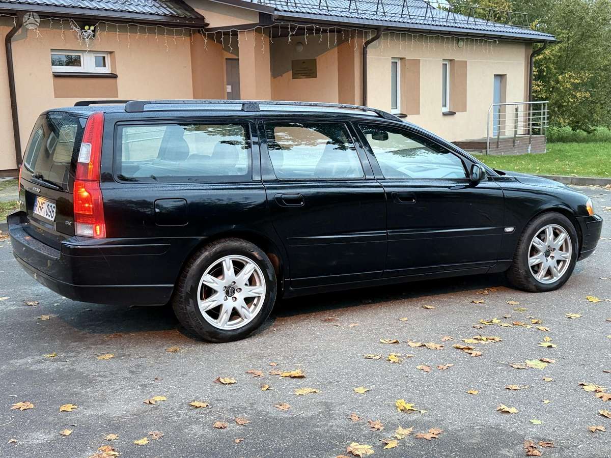 Volvo V70 2006 — photo 9