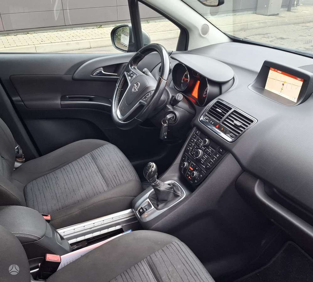 Opel Meriva 2015 — photo 5