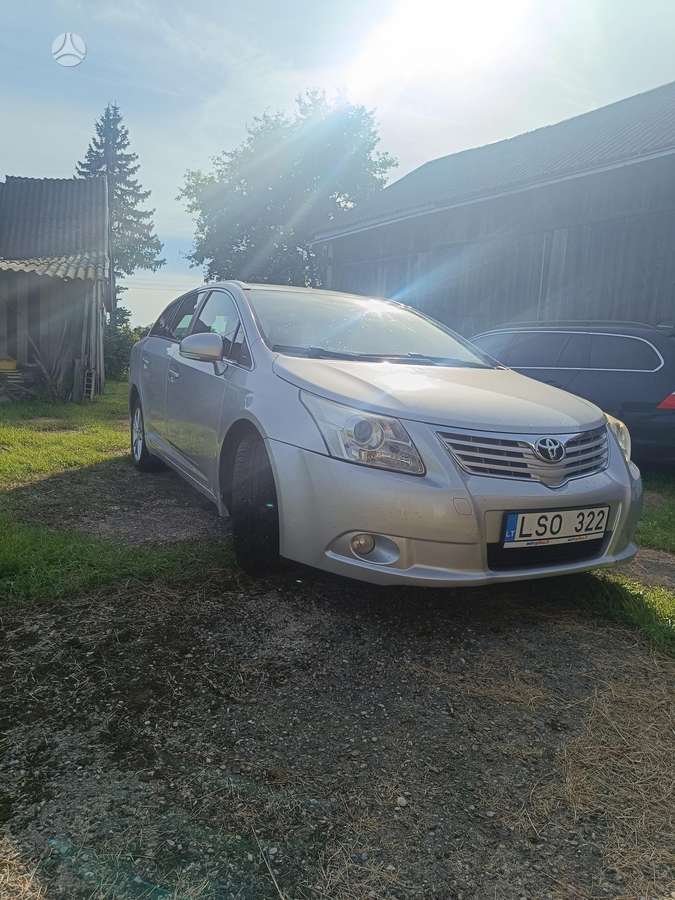 Toyota Avensis 2011 — photo 6