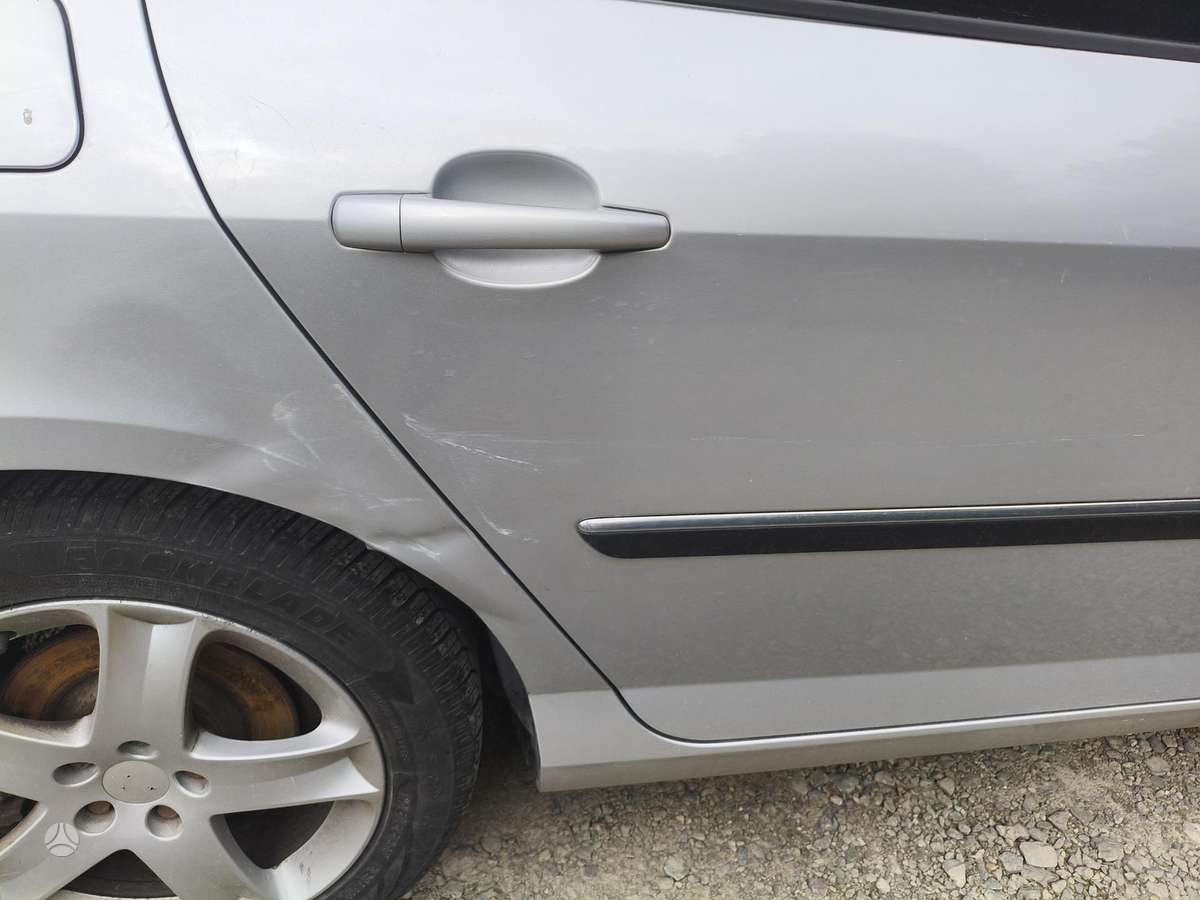 Peugeot 407 2008 — photo 12