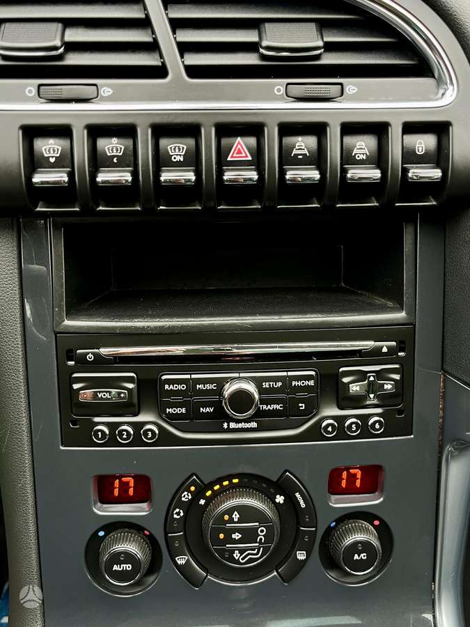 Peugeot 3008 2014 — photo 19