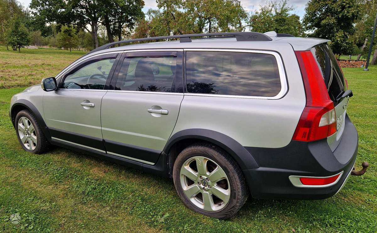 Volvo XC70 2009 — photo 7
