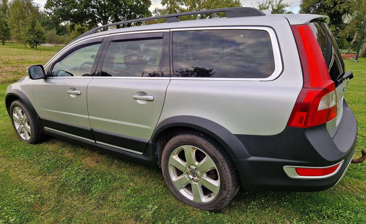 Volvo XC70 2009 — photo 9
