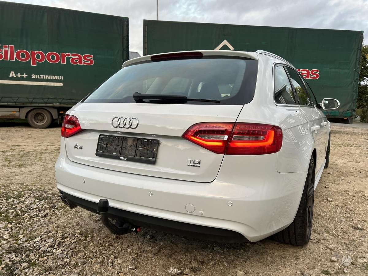 Audi A4 2014 — photo 7