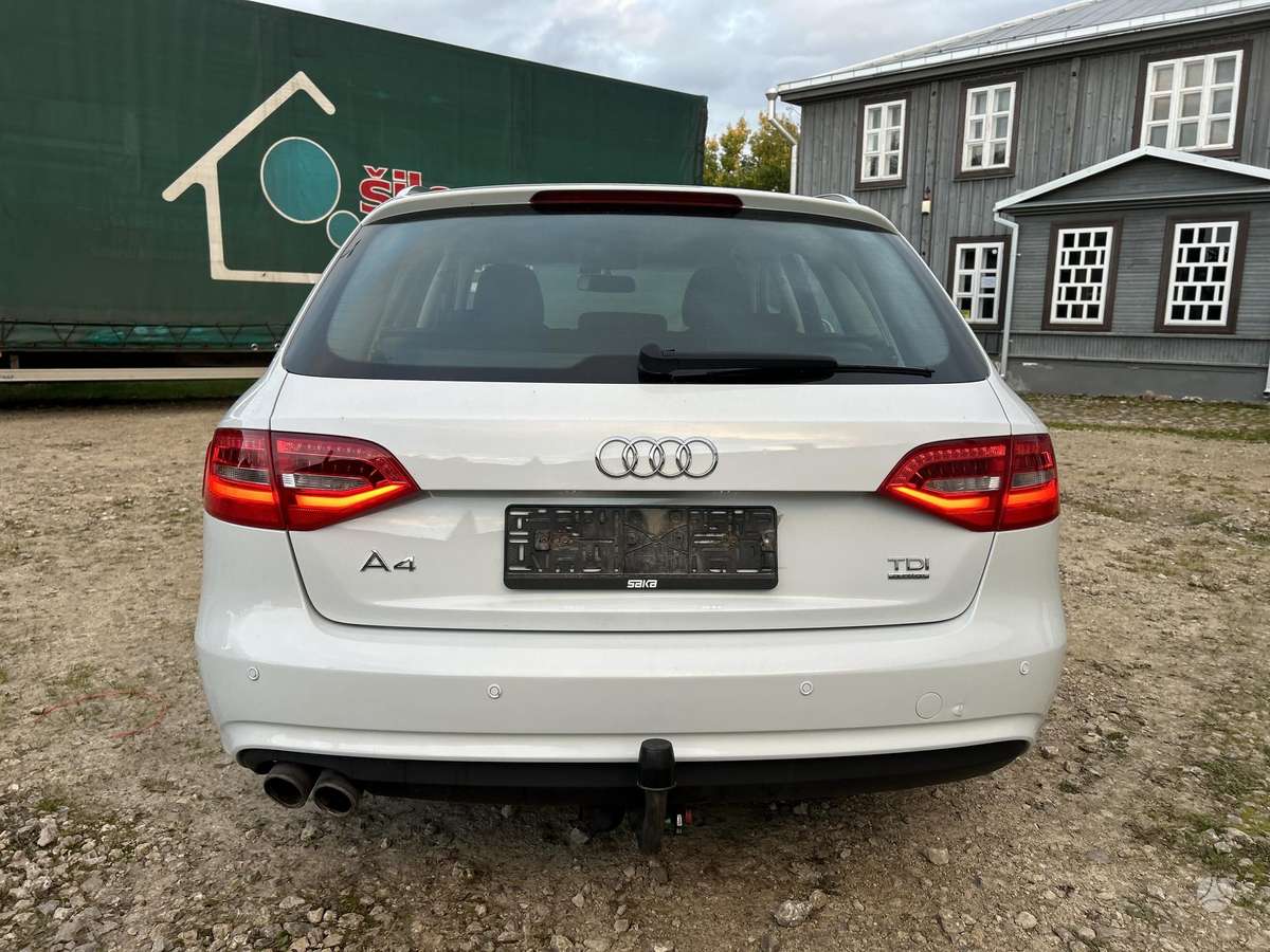 Audi A4 2014 — photo 8