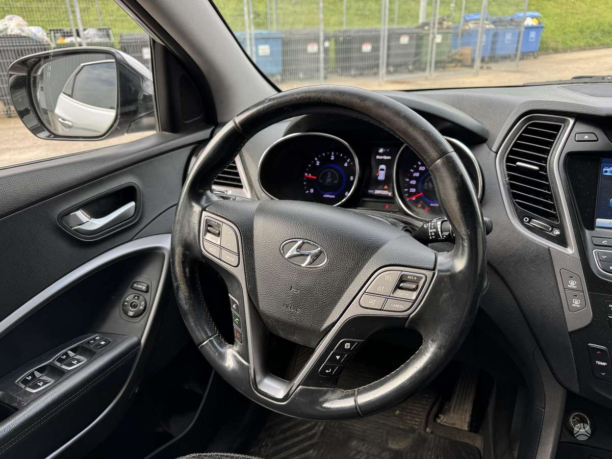 Hyundai Santa 2012 — photo 11