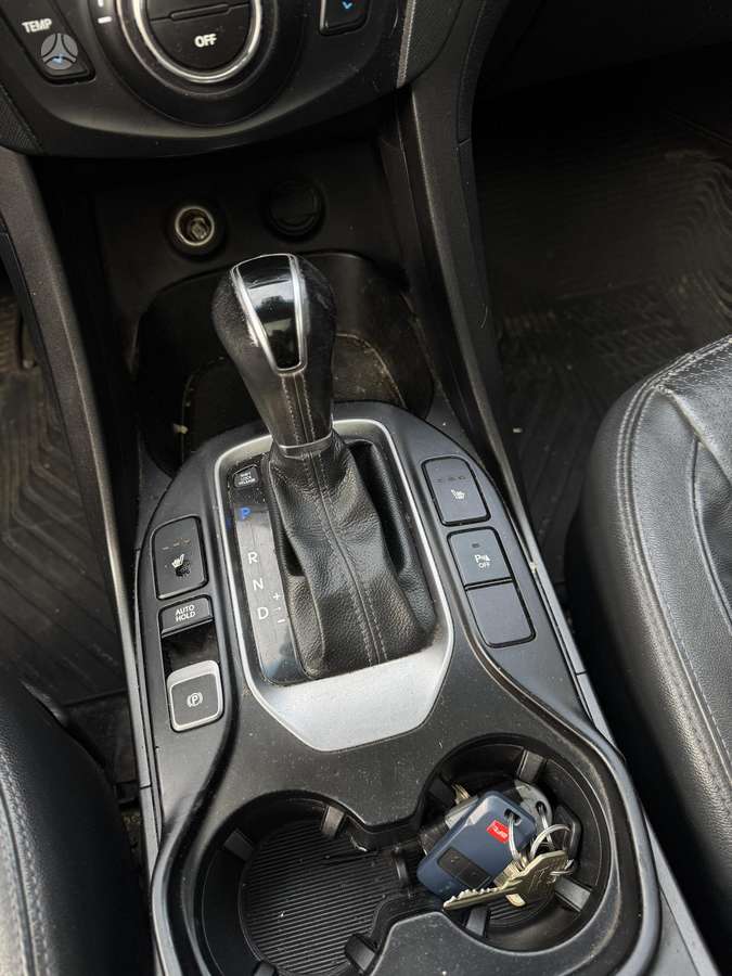 Hyundai Santa 2012 — photo 15