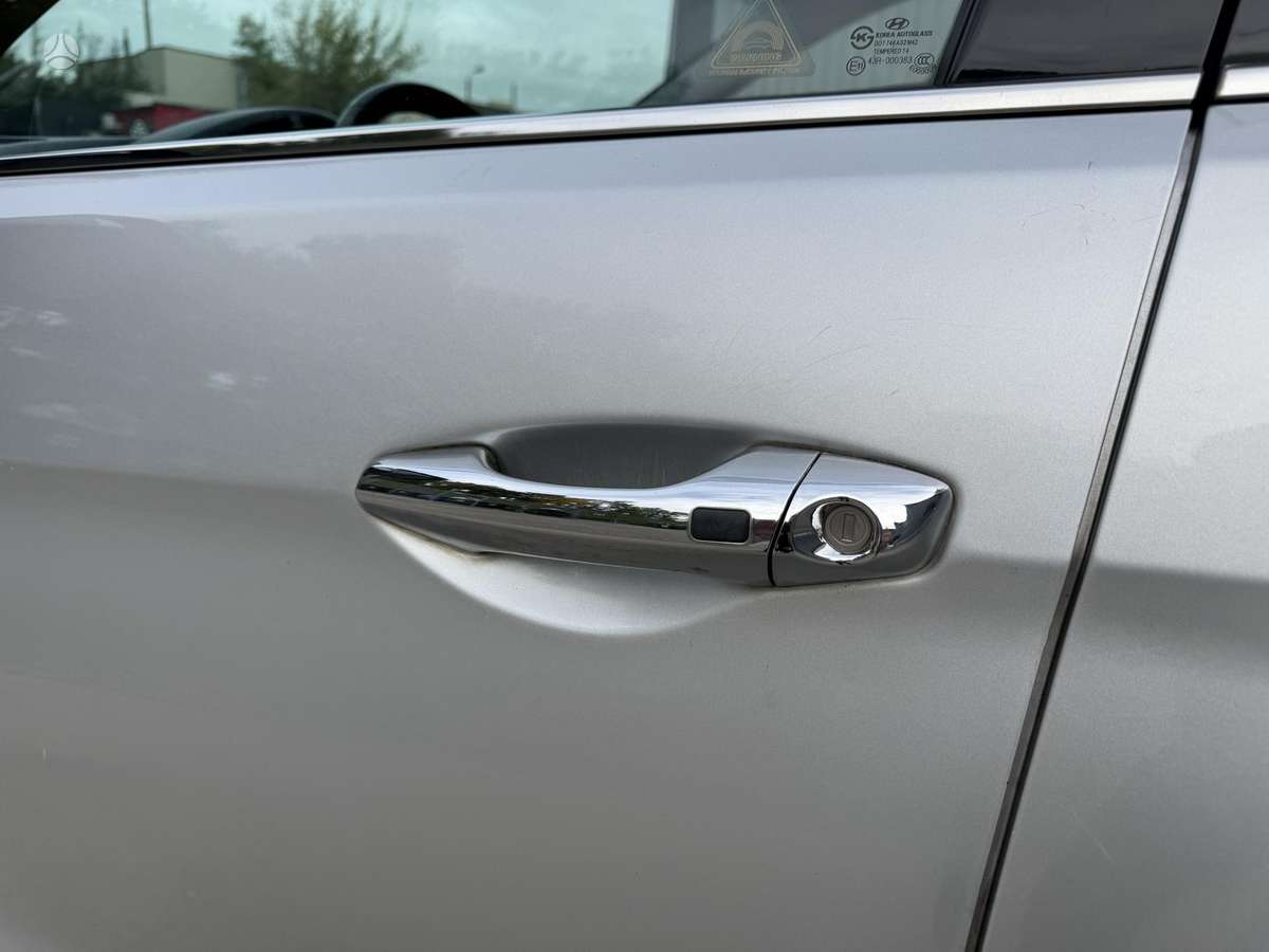 Hyundai Santa 2012 — photo 23