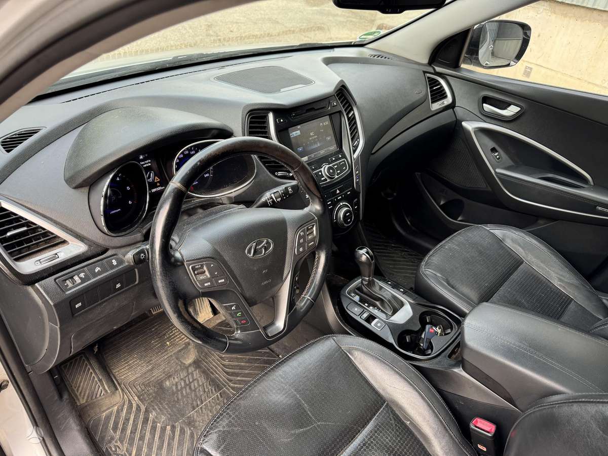 Hyundai Santa 2012 — photo 6