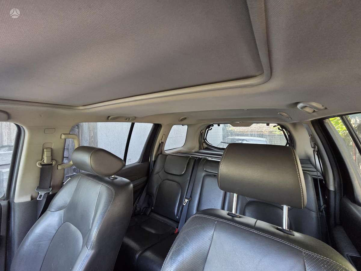Nissan Pathfinder 2012 — photo 7