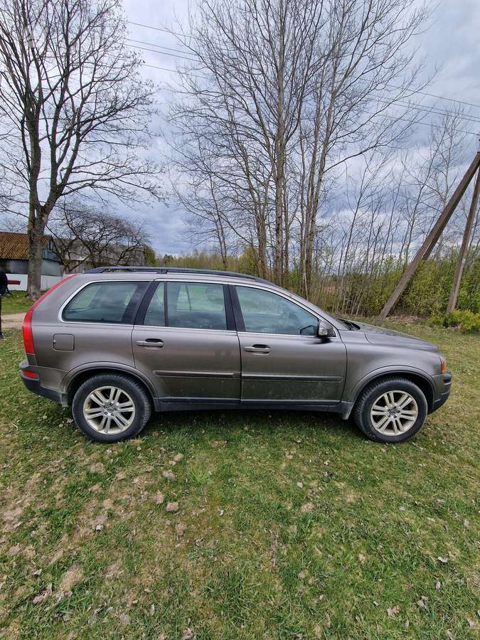 Volvo XC90 2008 — салон