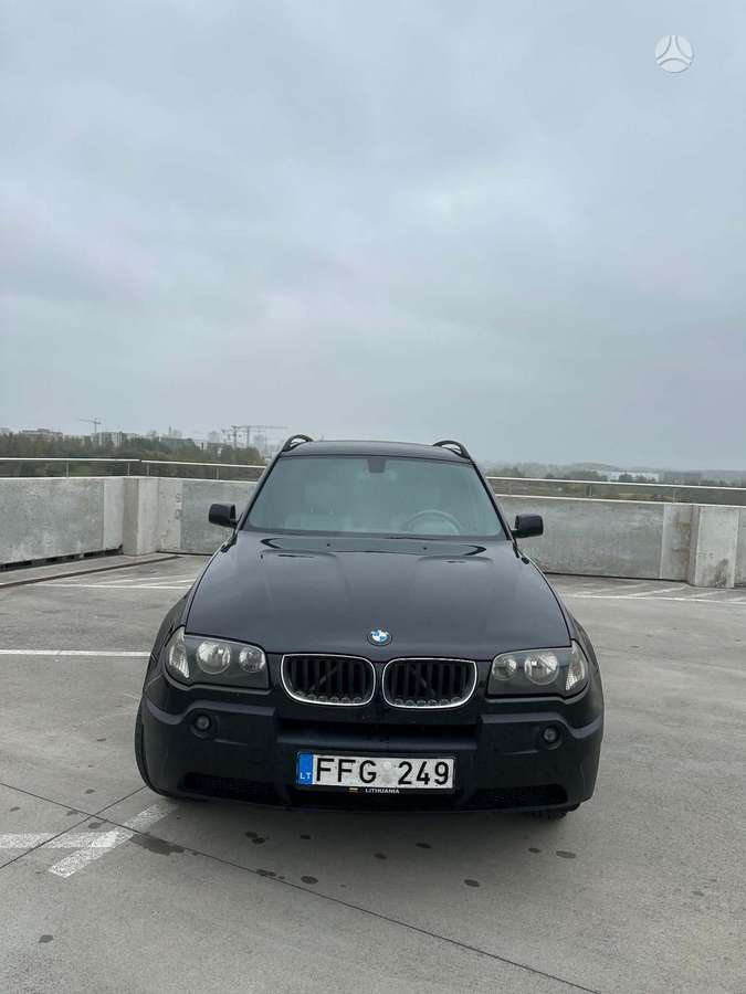 BMW X3 2005 — rear view