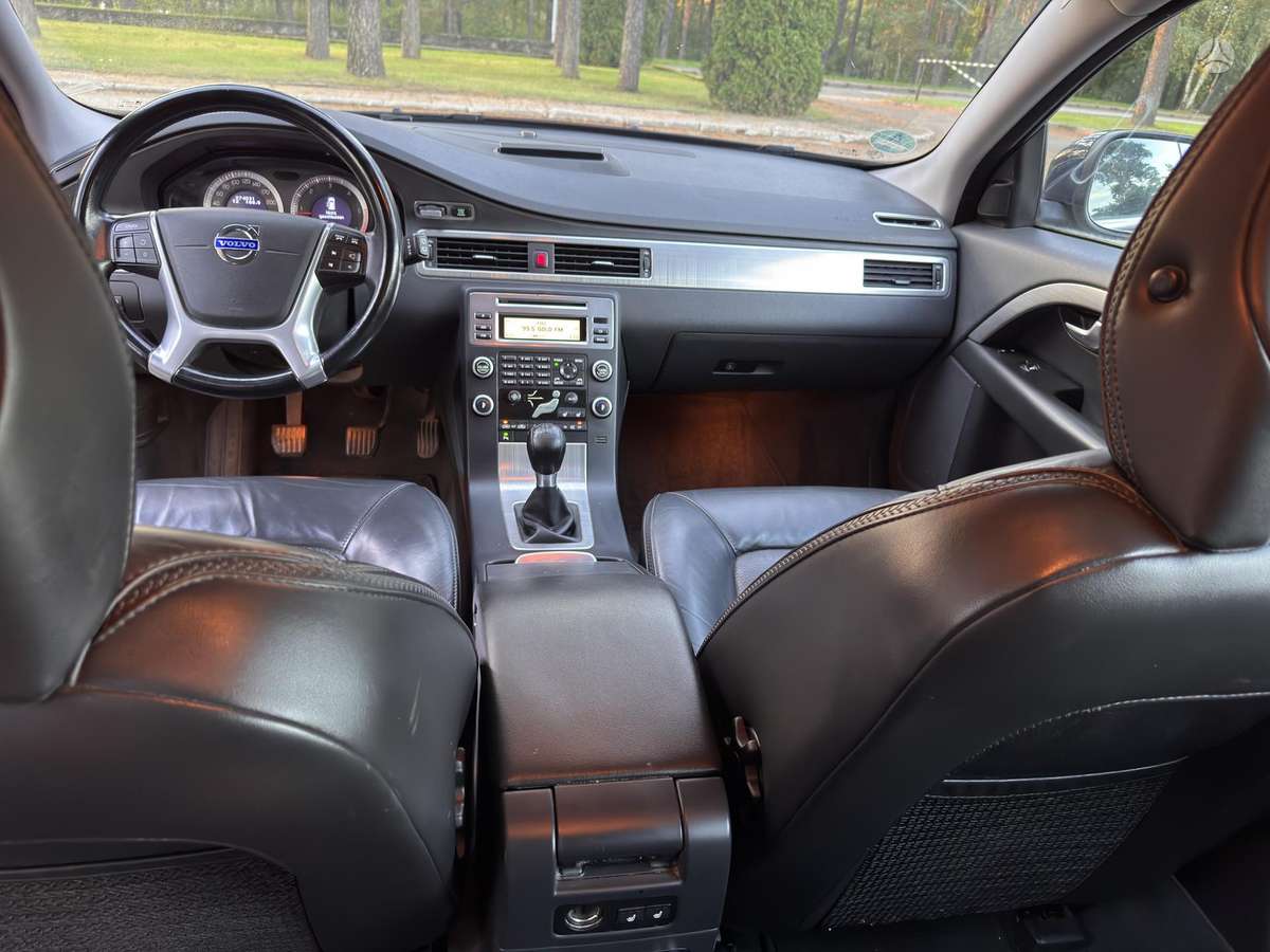 Volvo XC70 2009 — photo 6
