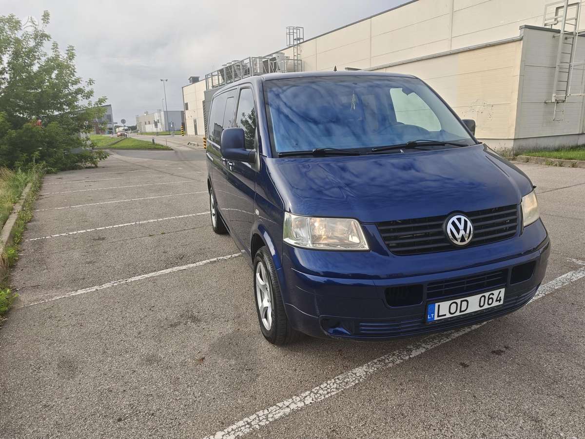 Volkswagen Transporter 2006 — rear view