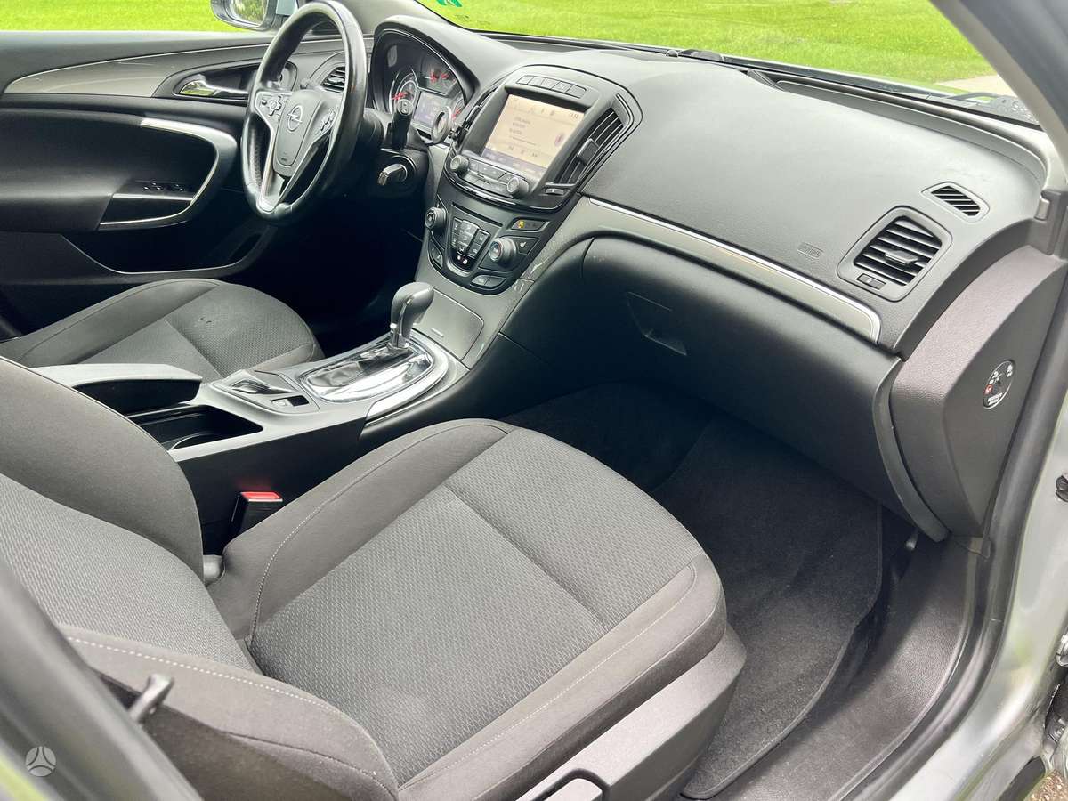 Opel Insignia 2015 — photo 8