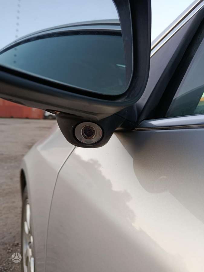 Volvo V60 2011 — photo 12
