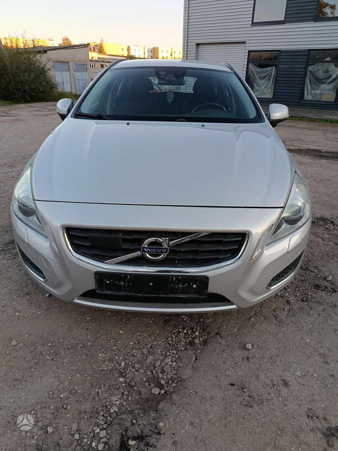 Volvo V60 2011 — engine 1999 cm³, 203 HP (149kW)