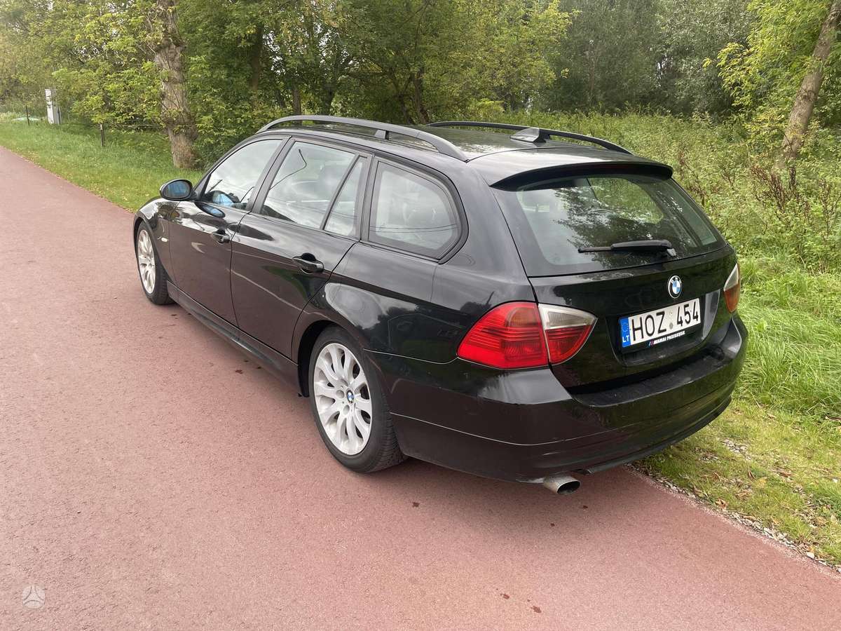 BMW 320 2005 — photo 5