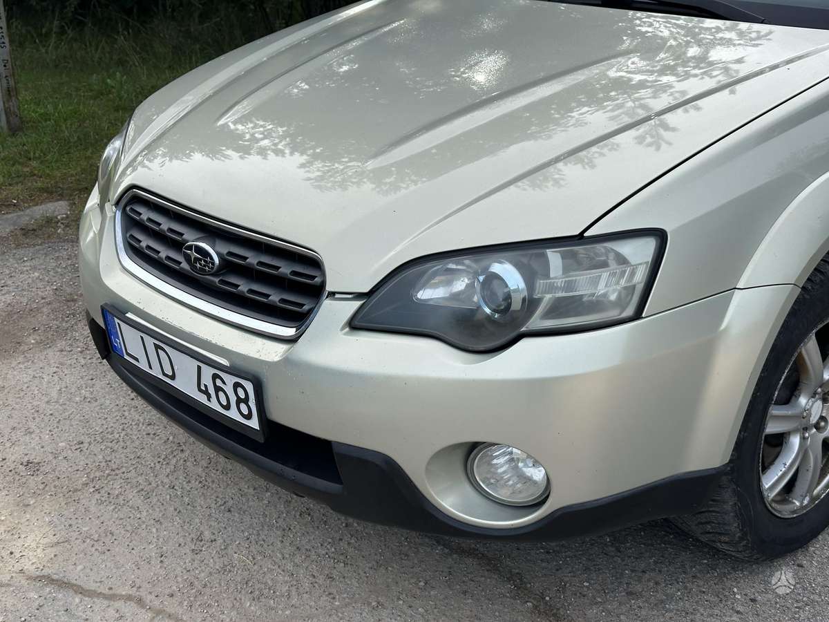 Subaru Outback 2004 — photo 13