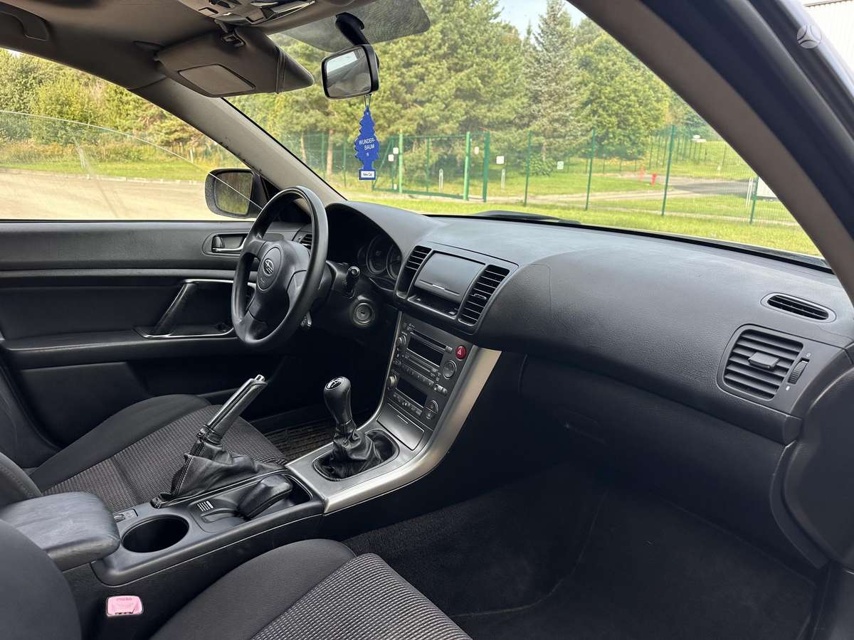 Subaru Outback 2004 — photo 15