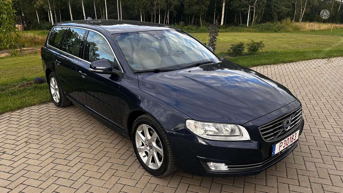 Volvo V70 2014 — photo 11