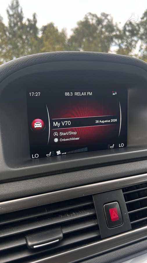 Volvo V70 2014 — photo 29