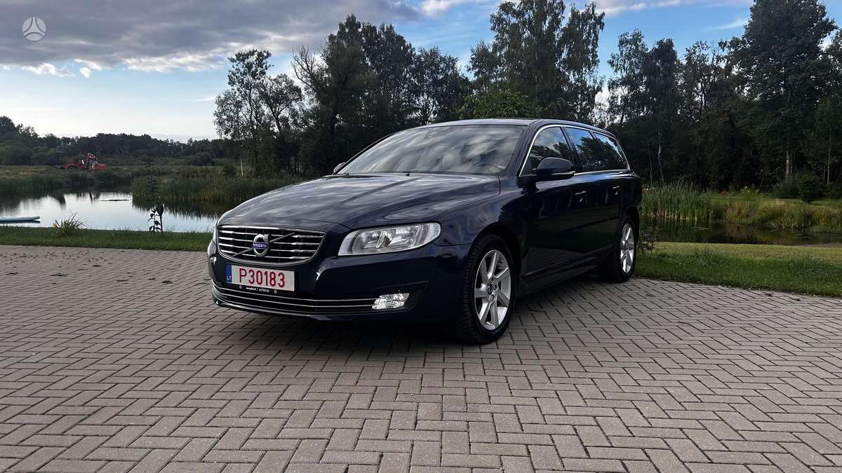 Volvo V70 2014 — interior