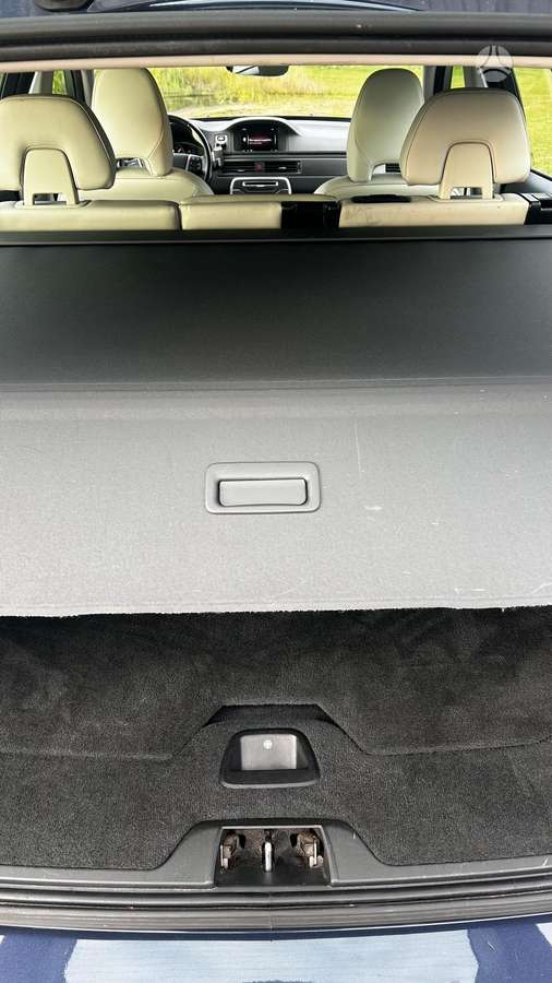 Volvo V70 2014 — photo 36
