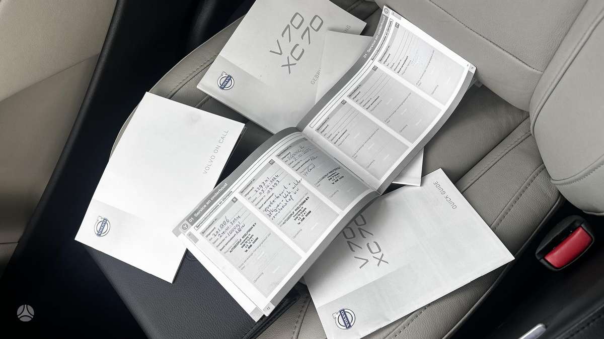 Volvo V70 2014 — photo 39