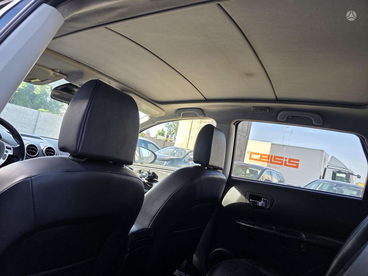 Nissan Qashqai+2 2011 — photo 18