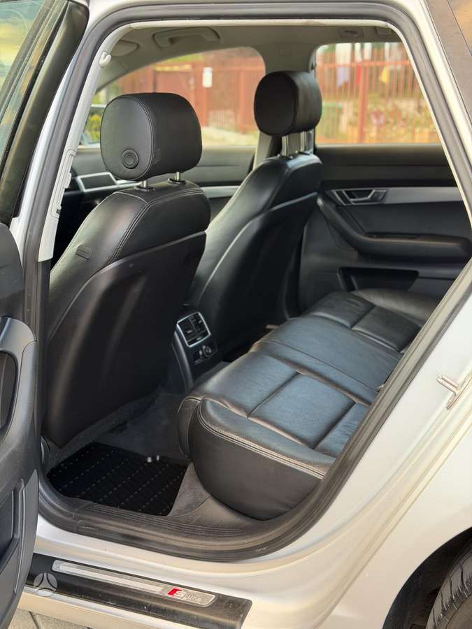 Audi A6 2010 — photo 14