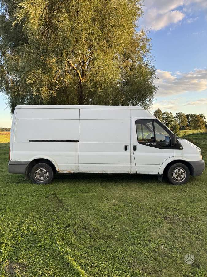 Ford Transit 2006 — engine 2198 cm³, 110 HP (81kW)