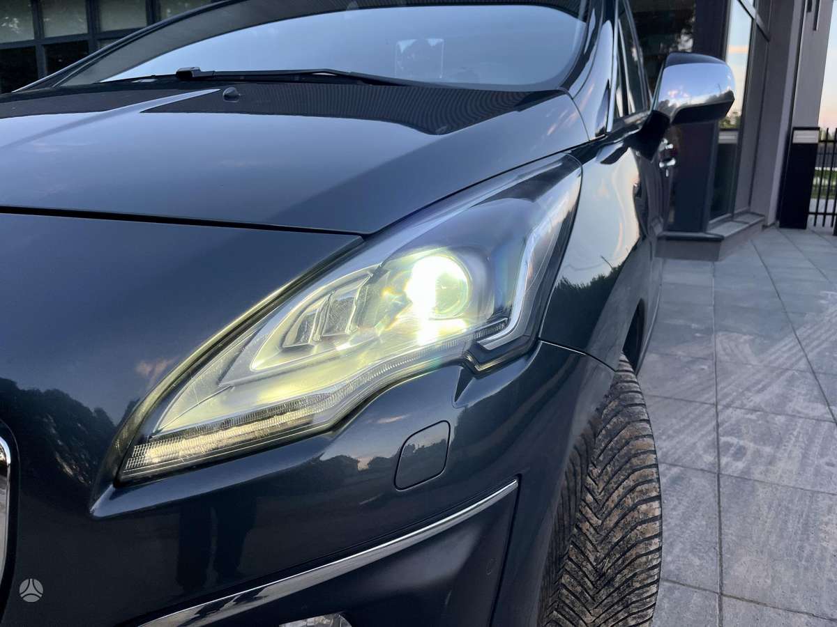 Peugeot 3008 2014 — photo 16