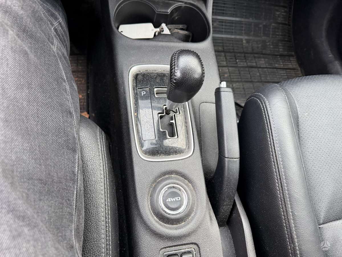 Mitsubishi Outlander 2013 — photo 11