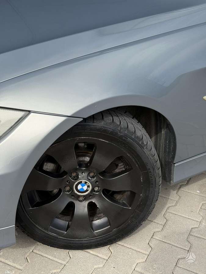 BMW 330 2007 — photo 6