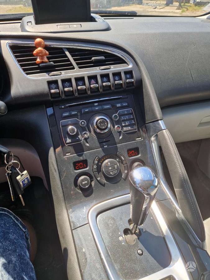 Peugeot 3008 2010 — photo 15