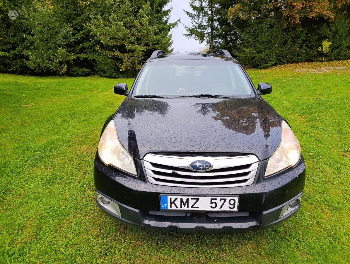 Subaru Outback 2011 — photo 9