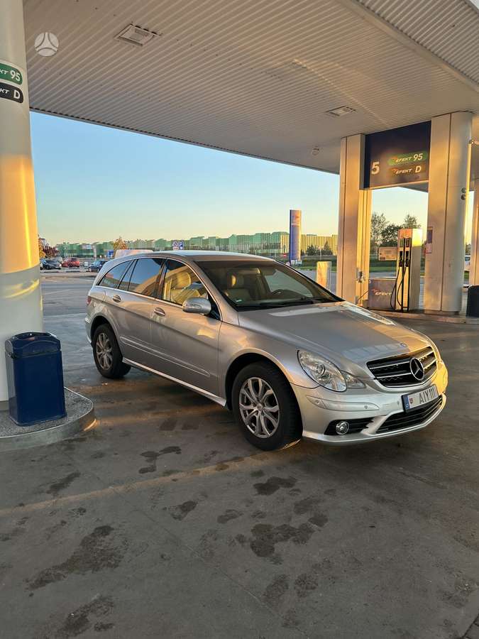 Mercedes-Benz R320, 2006