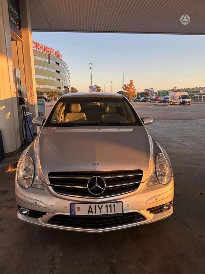Mercedes-Benz R320 2006 — салон